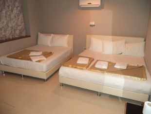 New Wave Vines Hotel Seri Kembangan Exterior foto